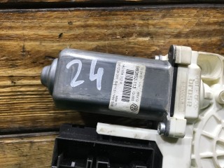 Моторчик стеклоподъемника передний правый, ориг. номер 1K0959792L, 1K0959702P, Volkswagen Passat 2005-2010