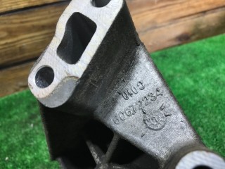 Кронштейн двигателя, ориг. номер 60672234, Alfa Romeo 147 2000-2004