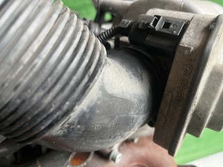 Патрубок воздушного фильтра, ориг. номер 6Q0129684P, Volkswagen Golf 1991-2000