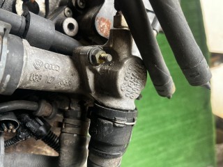 Фланец (тройник) системы охлаждения, ориг. номер 038121145, Volkswagen Passat 2000-2005