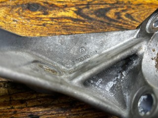Крепление ТНВД, ориг. номер 7700115681, Renault Scenic 1996-1999