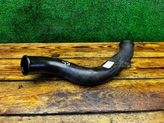 Патрубок интеркулера, ориг. номер 2M5Q9F796AA, Ford Focus 2001-2005