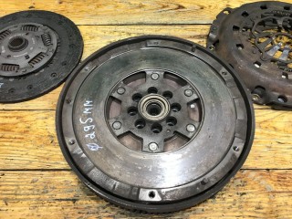 Комплект сцепления, ориг. номер 059141031J, 059105266E, Audi A4 1999-2001