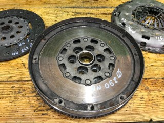 Комплект сцепления, ориг. номер 324034510, 415024110, 124035110, Opel Astra 1998-2009