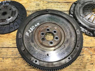 Комплект сцепления, ориг. номер 068105271F, 3082194233, 1862516343, Volkswagen Golf 1997-2006
