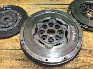 Комплект сцепления, ориг. номер 415016810, 324030410, Ford Mondeo 2000-2003