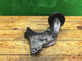 Кронштейн компрессора кондиционера, ориг. номер 90581529, Opel Zafira 1999-2003