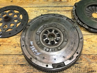 Комплект сцепления, ориг. номер 1864000330, 3082000415, 3309000099, Ford Focus 2004-2008