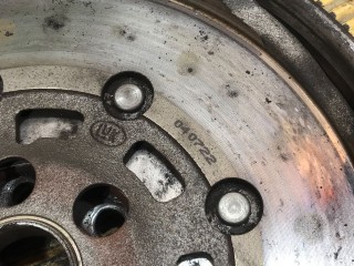 Комплект сцепления, ориг. номер 323064110, 123042610, 040722, Volkswagen Touran 2003-2006