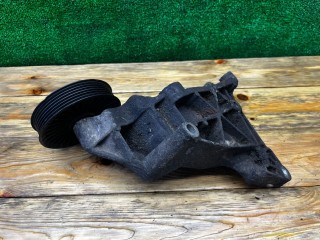Кронштейн компрессора кондиционера, ориг. номер 90581529, Opel Zafira 1999-2003