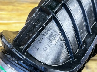 Патрубок интеркулера, ориг. номер 7689557700, 7M519A673GG, Ford Focus 2004-2008