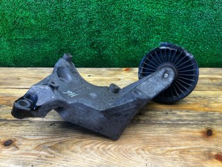Кронштейн компрессора кондиционера, ориг. номер 24459840, Opel Zafira 1999-2003