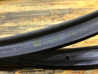 Уплотнитель двери задней левой, ориг. номер 000205237, Opel Vectra 2002-2005
