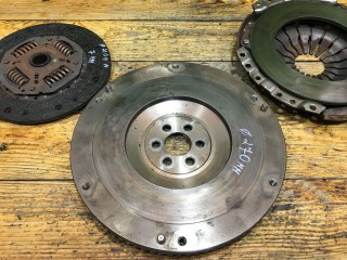 Комплект сцепления, ориг. номер 312500D040, 134510M010, Toyota Yaris 2005-2009