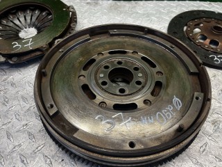 Комплект сцепления, ориг. номер 028105266, 3717Y1510, Volkswagen Passat 1996-2001