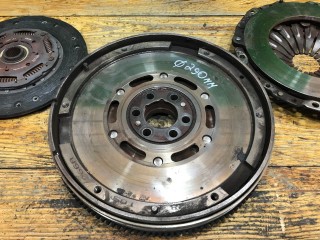 Комплект сцепления, ориг. номер 028105266A, 028141035M, Volkswagen Passat 1996-2001