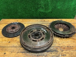 Комплект сцепления, ориг. номер 028141035M, Volkswagen Passat 1996-2001