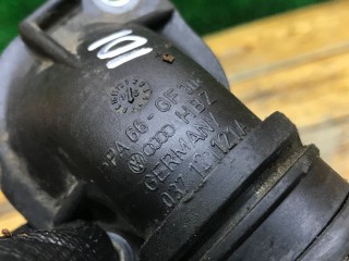 Фланец (тройник) системы охлаждения, ориг. номер 037121121A, Volkswagen Sharan 1995-2000