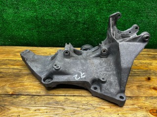 Кронштейн генератора Renault Laguna 2001-2005, 1.9 л, дизель, 8200183234