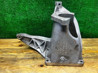 Кронштейн полуоси, ориг. номер 7M0199207B, 97VW6061AB, Volkswagen Sharan 1995-2000