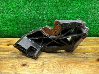 Кронштейн двигателя, ориг. номер 7M0199308E, 99VW6A002AA, Audi 80 1986-1992