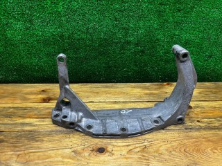 Кронштейн КПП Volkswagen Passat 1996-2001, 050199307
