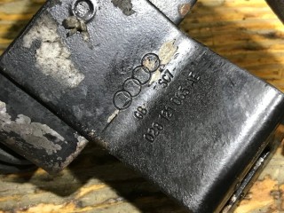 Трубка охлаждающей жидкости металлическая, ориг. номер 028121065AE, Audi A4 1994-1999