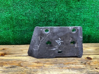 Кронштейн КПП, ориг. номер 04668270AB, Chrysler PT Cruiser 2000-2006
