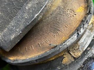 Подушка крепления двигателя, ориг. номер 191199279B, Volkswagen Passat 1988-1997