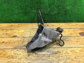 Кронштейн двигателя, ориг. номер 8D0199307L, Audi A4 1994-1999