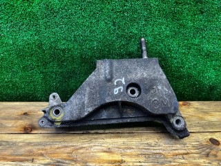 Кронштейн двигателя Hyundai Tucson 2004-2010, 2.0 л, дизель