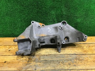 Кронштейн генератора Renault Laguna 2001-2005, 1.8 л, бензин, 8200183234