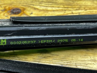 Уплотнитель двери задней левой, ориг. номер 000205237, 24468014, Opel Vectra 2002-2005