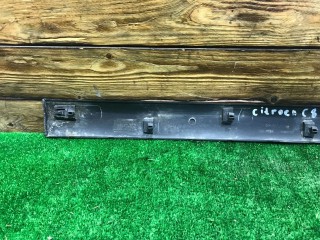 Накладка двери передней левой, ориг. номер 1484087077, Citroen C8 2002-2008