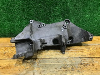 Кронштейн генератора Renault Laguna 2001-2005, 1.9 л, дизель, 8200183234