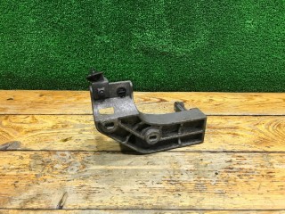 Крепление ТНВД, ориг. номер 8200157461, Renault Laguna 2001-2005