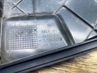 Крышка аккумулятора, ориг. номер 7L0864643B, Volkswagen Touareg 2002-2007