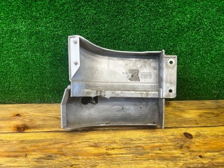 Ус под фонарь правый, ориг. номер 90580804RH, Opel Zafira 2003-2006