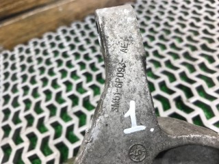 Кронштейн КПП, ориг. номер 3M516P093AE, Ford Focus 2004-2008
