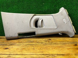Обшивка стойки центральной правой Audi A6 2001-2005, 4F0867294A