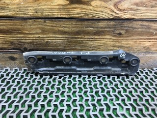 Кронштейн крепления бампера переднего Volkswagen Touran 2003-2006, минивэн, 1T0807049