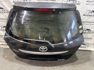 дверь багажника, Toyota Vitz 2010-2014
