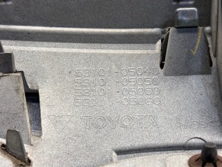 решетка радиатора, ориг. номер 5311105080, 53101-05040, 5310105050, 5310105060, Toyota Avensis 2011-2015