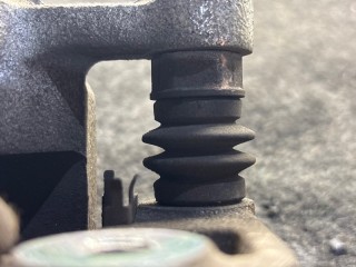 Суппорт тормозной, Hyundai Tucson 2004-2010