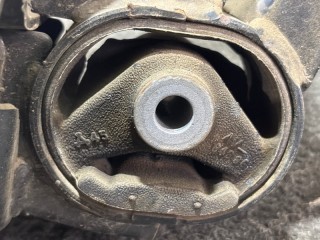 подушка двигателя, Toyota Corolla 2010-2013