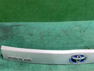 планка багажника, Toyota Prius 2005-2011
