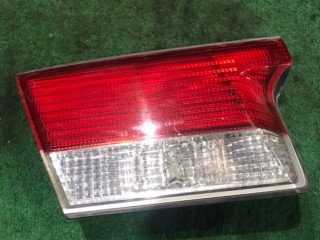 Фонарь в крышку багажника, Nissan Sunny 1998-2004