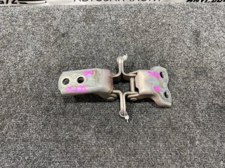 Крепление двери, ориг. номер 6871052010, 6873052010, Toyota Vitz 1999-2001