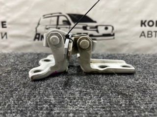 Крепление двери, Toyota Corolla 2006-2010
