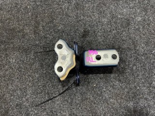 Крепление двери, ориг. номер 6878006010, 6876006020, Toyota Camry 2011-2014